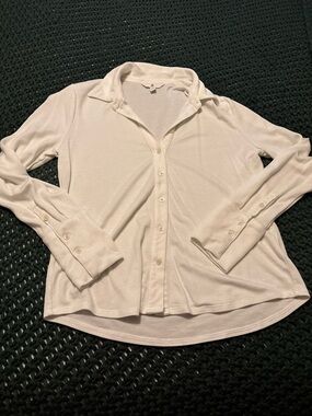 Banana Republic Cotton Cream Button-Up Collared Long Sleeve Top